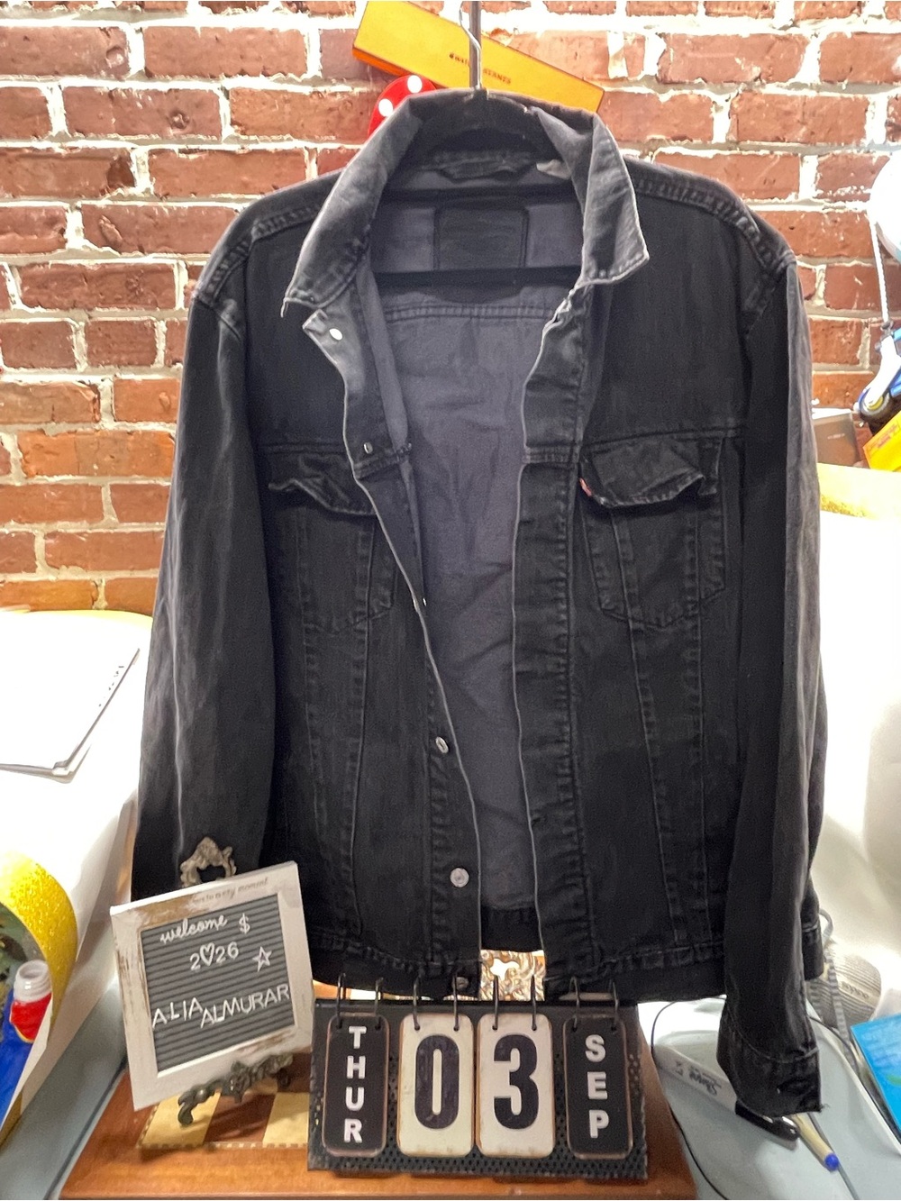 Vtg black Levi’s Denim Trucker Jacket